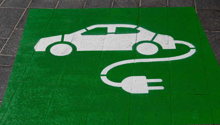 Problemas comunidad propietarios coche eléctrico